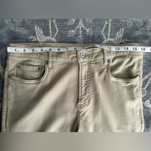 Faherty Men's Straight Leg Pants in Tan - Picture 4 of 6